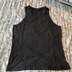 Black lululemon tank
